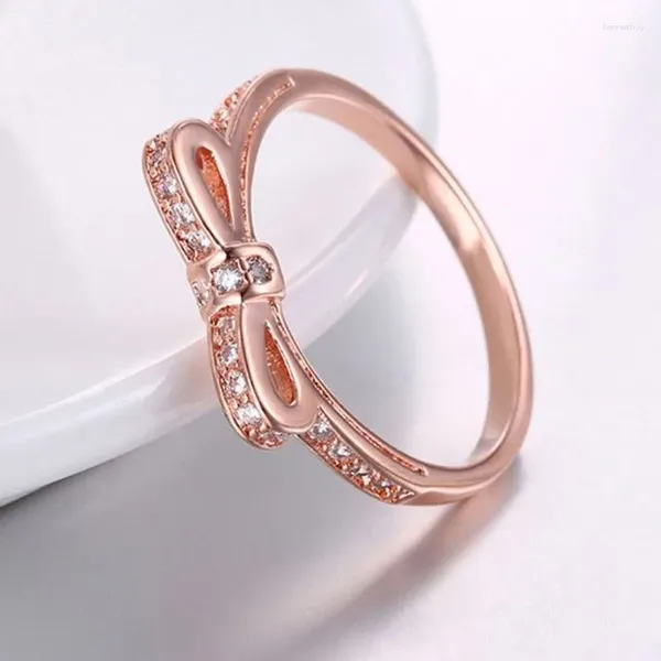 Anelli a grappolo Serie classiche Silver Diamond Bow Ring Light Luxury Cute Squisite Ladies Party Wedding Jewelry Accessori