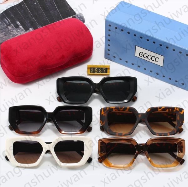 Mode Sonnenbrille Designer GGGCC Brand Sonnenbrille Herren- und Frauen Mode Outdoor Sonnenbrille verdient Barriere tendenziell höhere herausragende Schauspielerin Gefangener Menschen