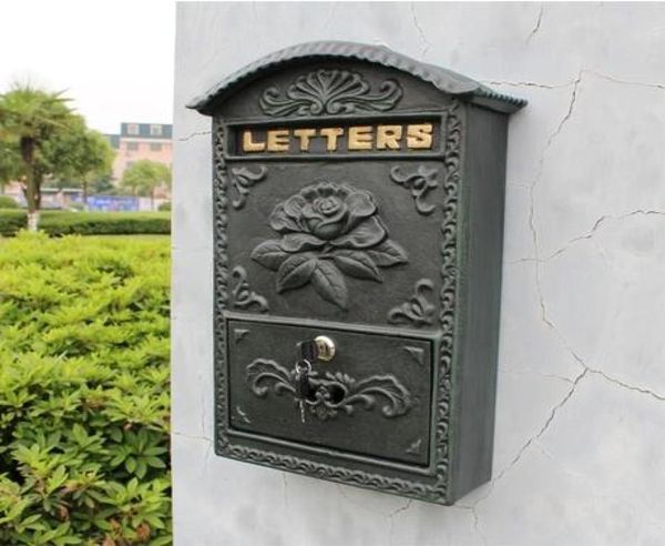 Caixa de correio de alumínio de alumínio fundido antigo Decorações de jardim de jardim de flores com gravação Decoração de metal verde escuro Letras de correio Post Box Ho8095119