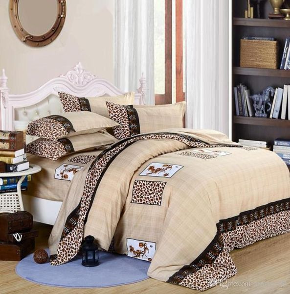 Moda Simples Brown Tone Pattern Bedding Conjuntos Cubra leopardo Print Duvet Quilt Capa travesseiro Folhas de cama de cama Tampa de cama Deco3755215