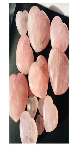 Natural Rosenquarz herzförmige rosa kristallgeschnitzte Palm Liebe Heilung Edelsteinliebhaber Gife Stone Crystal Heart Edelsteine 25257mm9978624