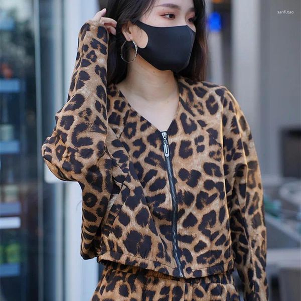 Frauen Hosen 2024 Frühling Herbst Leopard Set Frauen High Street Kurze Tops Hemd Taille Gerade Beiläufige Lose Passende Kit kleidung