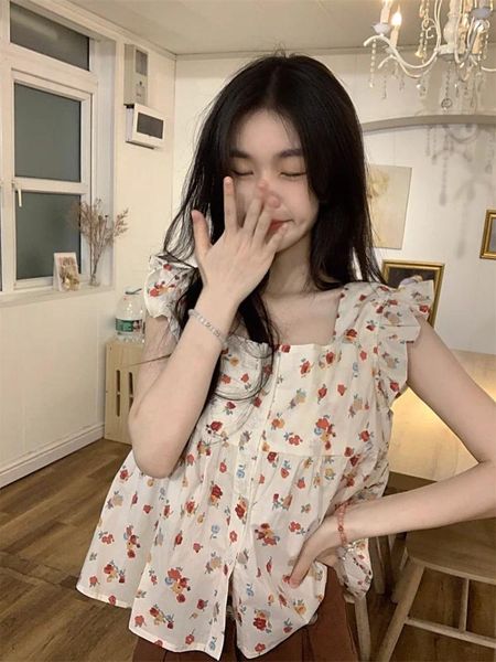 Frauen Blusen Korobov Sommer Süße Kleine Fliegen Sleeve Shirts Quadratischen Kragen Floral Ärmellose Weste Top Koreanische Mode Camisas