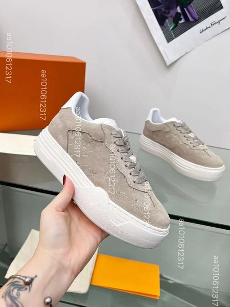 2024 Scarpe casual da uomo in vera pelle Stampa con lacci Moda classica scarpe da corsa sportive sneakers Figure stampate 35-42