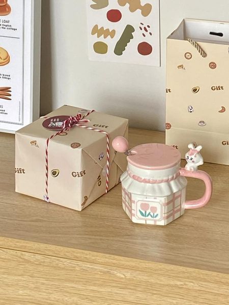 Tazze Tulipano con coperchio, cucchiaio e tazza come regalo di compleanno pratico per le ragazze