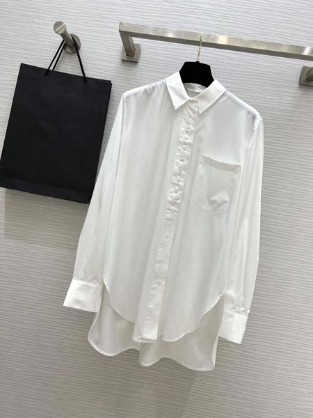 Camicette da donna Camicia multibottone Delicata sulla pelle e confortevole Design corto davanti lungo dietro Moda casual 2024 Stile estivo 0330