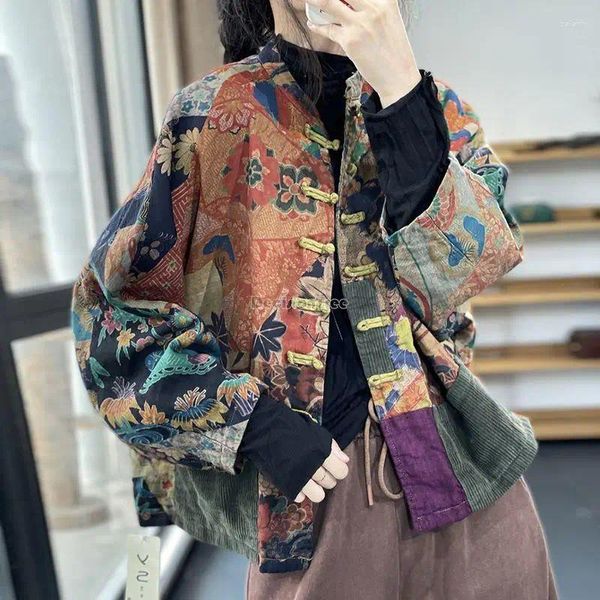 Ethnische Kleidung 2024 Herbst und Winter chinesische Vintage gedruckt Patchwork Design Disc Schnalle Baumwolle Leinen dicke Jacke Baumwolle gepolsterte Frau