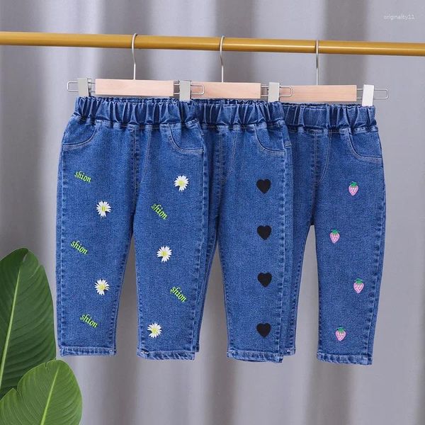 Брюки, джинсы для девочек, весна-осень 2024, хлопковые детские модные универсальные повседневные джинсы с цветочной вышивкой для девочек от 0 до 5 лет
