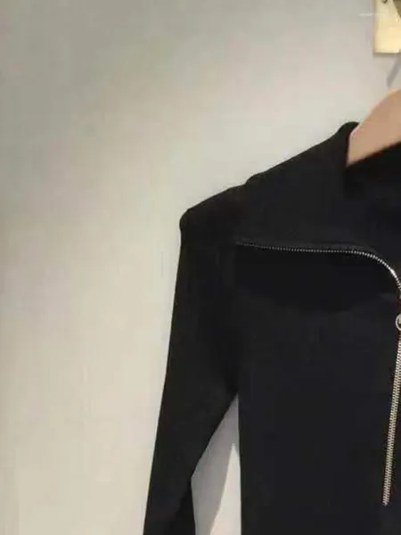 Suéteres femininos Preço de liquidação Mulheres zíper preto manga comprida suéter de malha slim