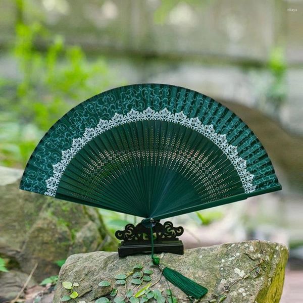 Estatuetas decorativas moda senhoras ventilador dobrável preto japeneses mão de seda chinês handheld artesanato de bambu casamento dança ornamento decoração para casa