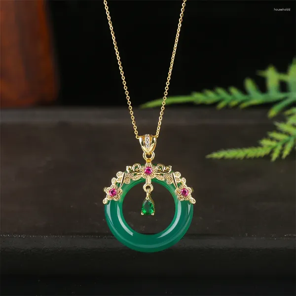 Ожерелья с подвесками 2024, чистое натуральное высококачественное кольцо мира с агатом, позолоченное инкрустированное женское ожерелье в стиле ретро во дворце