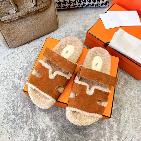 Sandals da regalo per donne di alta qualità Designer Luxurys Designer inverno Slifori soffici calde fluttuanti fuzzy Sandale Classic Orsacchiotto Slide piatti piatti Tazz Casual Shoe Cleasures Times 35-43