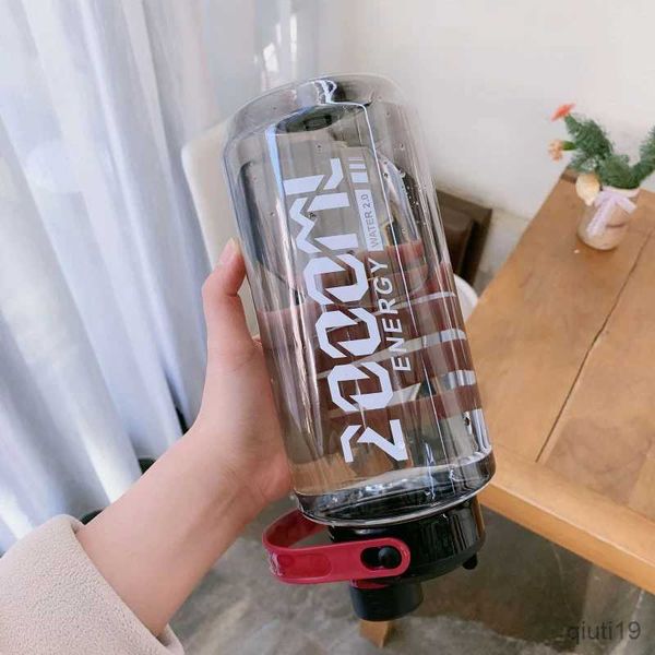 Термосы 1500–2000 мл, пластиковая бутылка для воды большой емкости, уличный мужской и женский фитнес-и спортивный ремень с ручкой, летняя взрывозащищенная версия