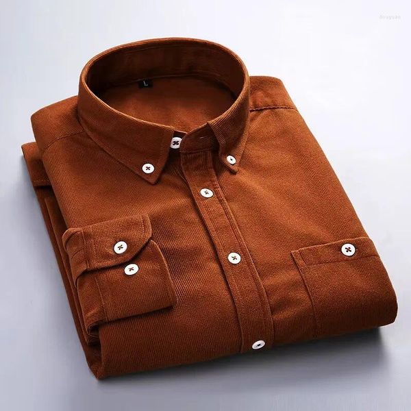 Camicie casual da uomo 2024 Camicia di velluto a coste a maniche lunghe primaverili Tasca sul petto con toppa frontale Regular-fit Lavoro Uomo Ufficio 5XL