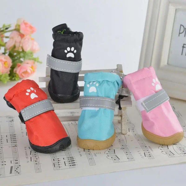 Köpek giyim 4 PCS/Setler Pet Yağmur Botları Ayakkabı Chihuahua için Su Geçirmez Yavru Köpek Küçük Büyük Köpekler