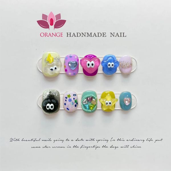 Handgefertigte bunte Press-On-Nägel, süßes 3D-Design, Maniküre, tragbar, Mandel, volle Abdeckung, künstliche japanische künstliche Nägel für Mädchen 240201