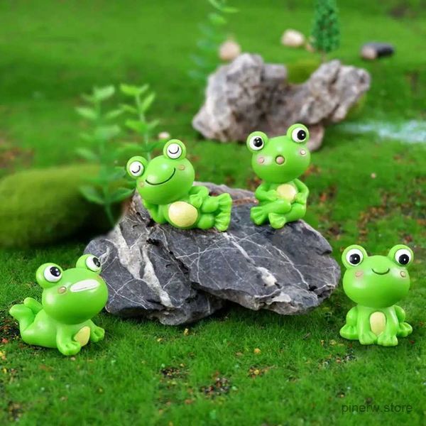 Action Figures giocattolo Divertente decorazione interna per auto Kawaii Coffee Frog Action Figure Auto Center Console Ornamento per accessori decorativi per auto