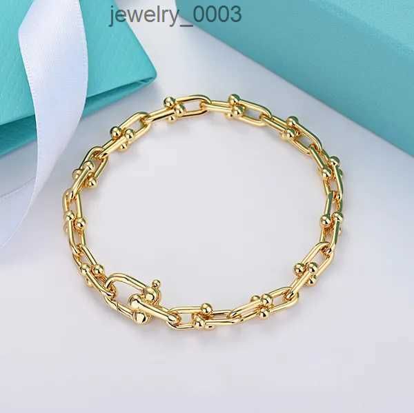 Bracciale con ciondolo a forma di doppia U in oro 18 carati per le donne marchio di lusso S925 placcato argento scarpe da cavallo designer braccialetti stile OL festa di nozze bei gioielli 9169