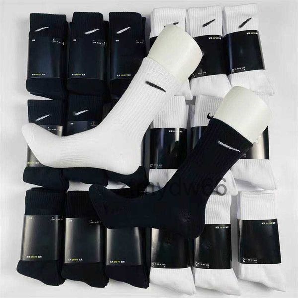 Moda kanca tasarımcısı Yüksek kaliteli çorap kadın erkekler pamuk all-mwch all-mwch klasik ayak bileği nefes alabilen çorap karıştırma futbol basketbol spor çorap K2V7