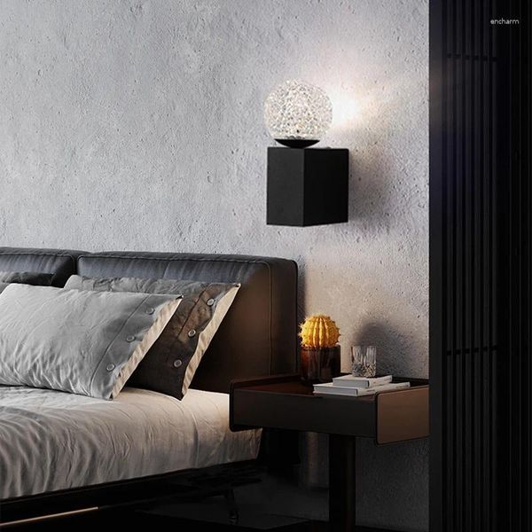 Lampada da parete Nordic Sconce Led Light Camera da letto Comodino Home Decor Lustre Apparecchio di illuminazione per soggiorno