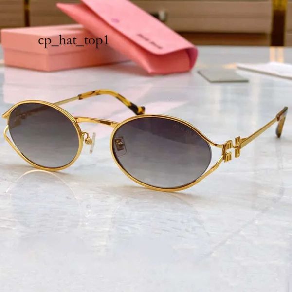 Luxus Miui Miui Sonnenbrillenm Mode Frauen Miui Gläser Designer Herren Miumius Übergroße Sonnenbrille Shades Mehrfarbige Sonnenbrille Cat Eye Brillen 8817