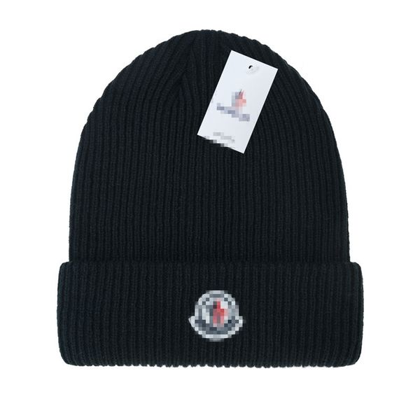 2024 Monclair Cap Mens Designer Bucket Chapéus Nova Moda Mulheres Senhoras Quente Inverno Beanie Grande Pele Falso Pom Poms Bobble Chapéu Ao Ar Livre Y11