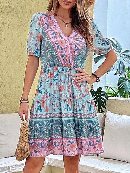 Vestidos casuais 2024 verão elegante boho vestido para senhoras mulheres floral impressão étnica manga curta v pescoço mini beach wear outfits robe