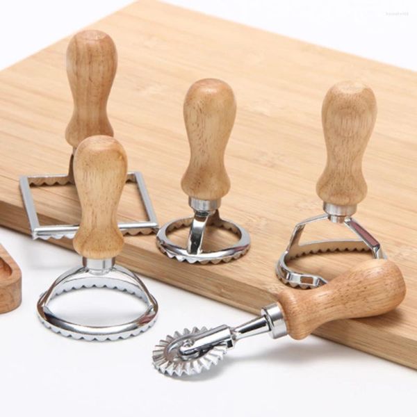 Pişirme Kalıpları Ravioli Cutter Set Makarna Pres Mutfak Ekleme Kiti Maker Kaldırma Aracı Damga Pastası Tekerlek Kek