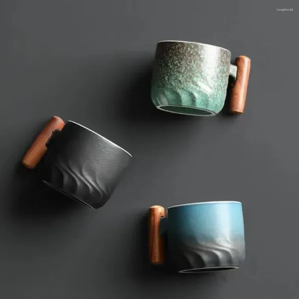 Canecas cerâmica cerâmica retro xícara de café requintado alça de madeira cor sólida artesanal gradiente esmalte filtro caneca de chá escritório