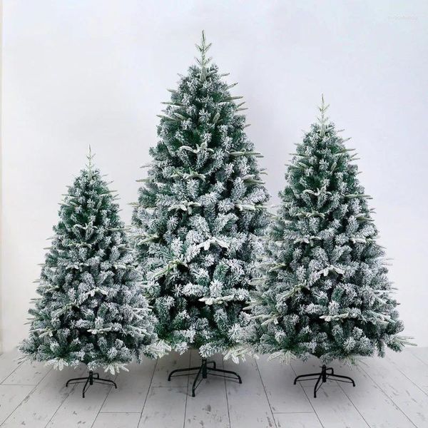 Decorazioni natalizie Grande albero di neve artificiale affollato Piante finte Glow Luxury Mixed Party Mall Soggiorno Decorazioni per la casa per l'anno 2024