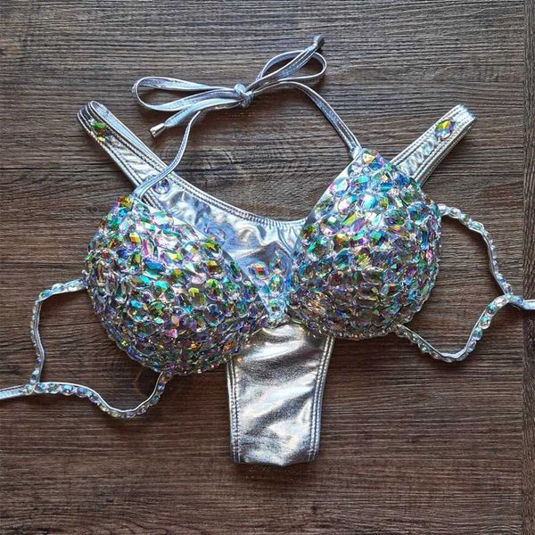 Kadın Mayo Vikinii Gümüş Lüks Elmas Bikinis 2024 Seksi Kız Kristal Biquinis Kadın Mayo Rhinestone Push Up Mayo Kadın Giyim J240131