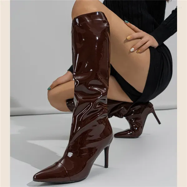 Botas mulheres joelho alto 8.5cm saltos brilhantes plissados ​​botines de couro senhora fetiche stripper botas longas vinho branco sapatos vermelhos