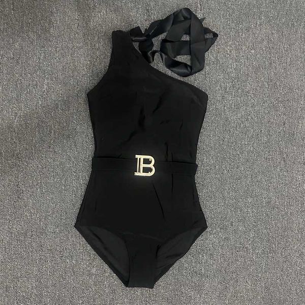 Mulheres Swimwear Swimwear 2023 Mulheres Novas Chegadas Suspender Metal Carta Cinto Sexy Preto Slim Bodysuits Mulheres One-Pieces Swimsuit Monokini J0131