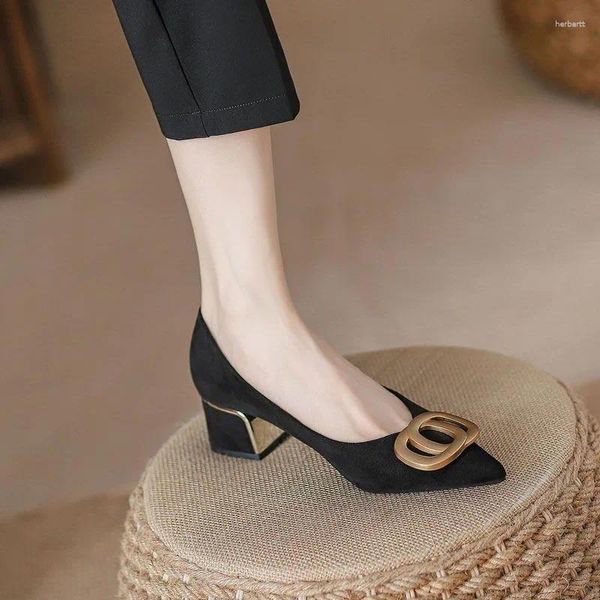 Elbise ayakkabıları siyah yüksek topuklu kadınlar pompalar sivri ayak parmağı düşük vintage kızlar için kadınlar için