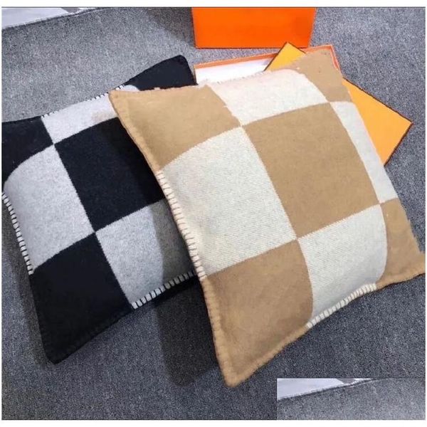 Подушка Подушка с надписью Мягкая шерстяная подушка может сочетаться с одеялом для дома Декоративная серая, оранжевая, черная Прямая доставка Dhoix
