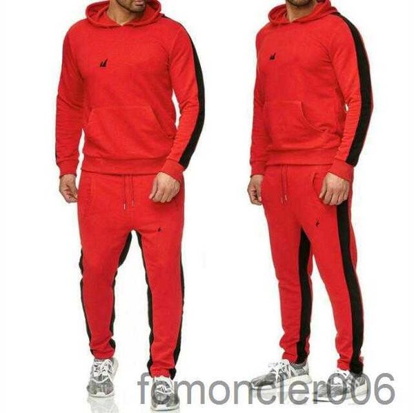 Moda Sweathersuit Trailtsuit Hoodie Sweatshirts Siyah Beyaz Sonbahar Kış Jogger Sporting Suit Erkek Ter Ter Tramsuits Set Plus Boyut M-2XL MZ28