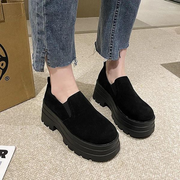 Sapatos de vestido peludo para o desgaste exterior feminino outono e inverno pele integrada botas de neve sola grossa mais veludo toe-cap algodão