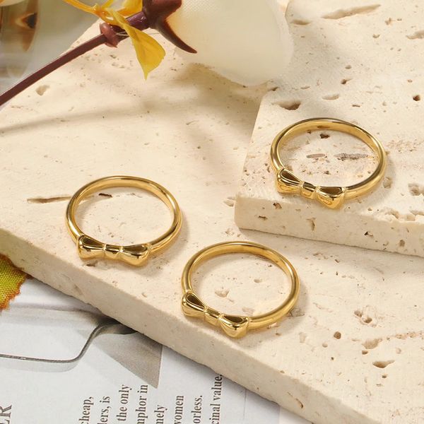 Luxus-Design Fliege Verlobungsringe für Damen Herren Romantische Mode Edelstahl Hochzeit Schmuck Lieferung 240125