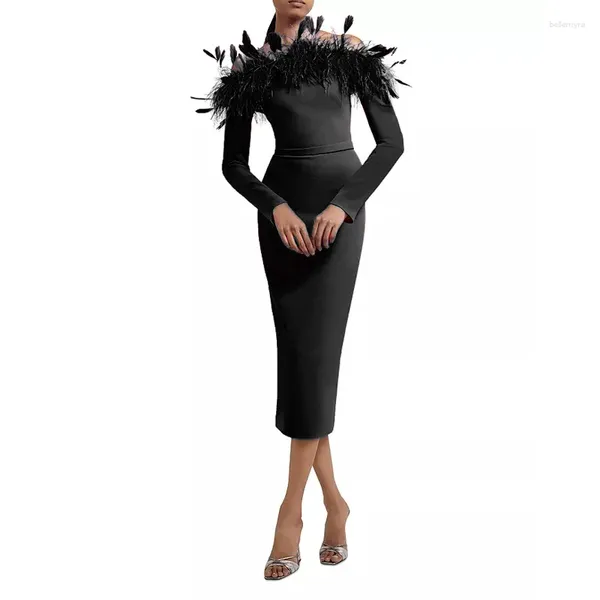 Sıradan Elbiseler 2024 Stil OFUSUZ OLUKLARI Uzun Kollu Çöp Boyun Siyah Tüyler Orta Banda Elbise Moda Partisi Kulübü Sokak Bayanlar Giyim