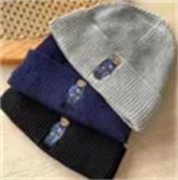 Зимняя шапка-бини с манжетами и вышивкой Polo Bear 2023 w1