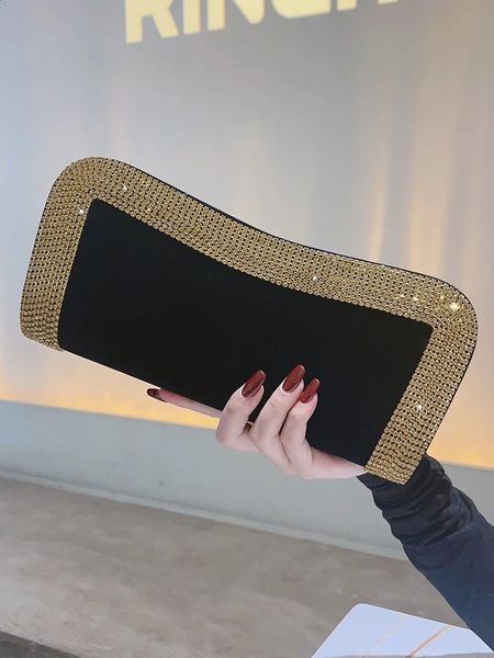 Borsa con strass in velluto per le donne Cheongsam Borsa da sera nera con pochette di alta qualità Borsa da abito da sposa di lusso portatile 240119