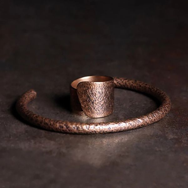 Conjuntos de jóias Cuff Solid Copper Pulseira Rústica Metal Oxidado Punk Bangle Viking Handmade Unisex Casal Acessórios Handcuff 240130