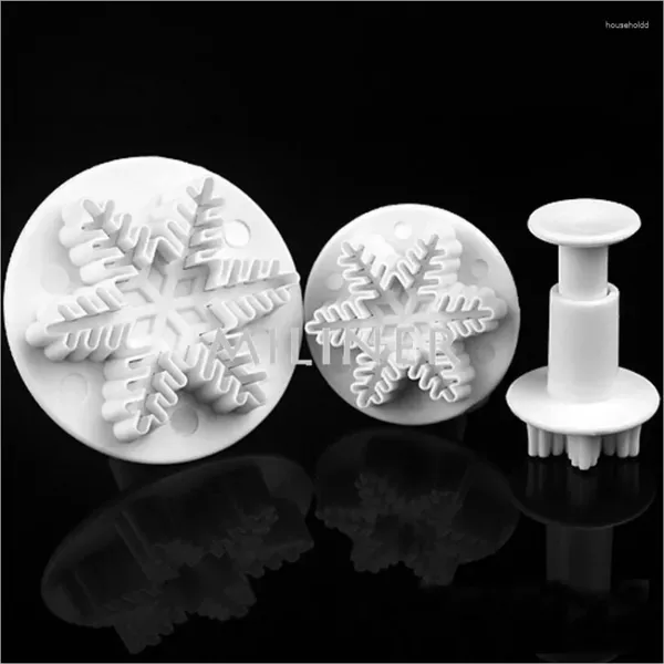 Moldes de cozimento 2024 Floco de Neve Bolo Fondant Pastelaria Cortador Molde Ferramentas Aniversário Decoração Artesanato Acessórios 3 Pçs / Set