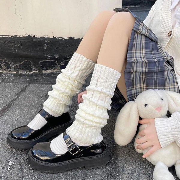 Kadın Çorap Kadın Kış Bacak Isıtıcıları Gevşek Y2K Gotik Lolita Örgü Uzun Beyaz Tatlı Kız Yün Ayak Kapağı Cosplay Lady Sock Traggings