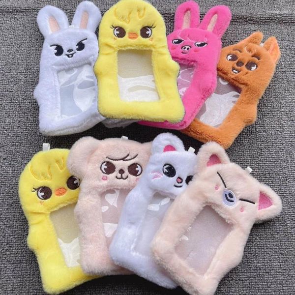 Dekoratif figürinler kpop sokak çocukları skzoo peluş kart sahibi kawaii doldurulmuş hayvanlar pocard kapak kredi kimliği otobüs koruyucu kasa kalmak skz