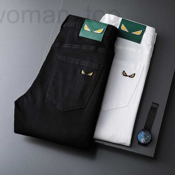 Jeans masculinos designer 2022 verão estiramento fino fino ajuste pés pequenos coreano preto e branco bordado calças casuais moda 7i4h