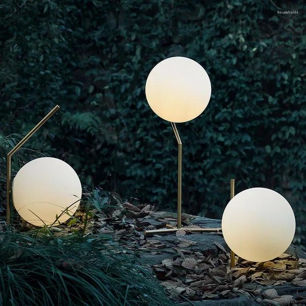 Stehlampen Moderne minimalistische Glas Haushalt Tischlampe Nordic kreative Persönlichkeit Schlafzimmer Nacht Hoom Dekoration Ball Schreibtisch Licht