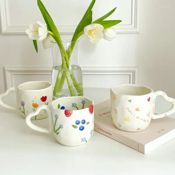 Tassen Niedliche Keramik-Kaffeetassen mit Liebesgriff, von Hand eingeklemmt, unregelmäßige, cremefarbene Farbe, Milchteetasse, erfrischende Tasse, Haferflocken-Frühstück