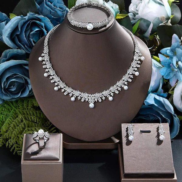 Collana di orecchini Set 2024 eleganti perle di zirconi cubici Set completo di 4 pezzi Trendy Dubai Bridal Wedding Bride Jewellery