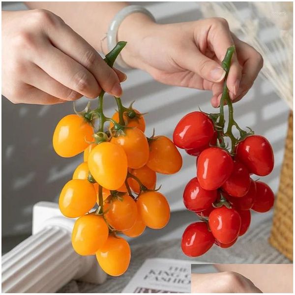 Ghirlande di fiori decorativi Simation Pomodori Ciliegia artificiale Frutta finta Pomodoro Modello Verdura Puntelli da cucina Party Home Decor Drop D Otbha